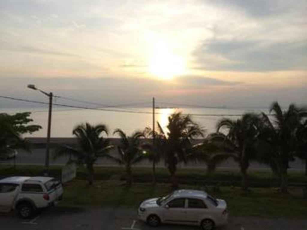 Sea Front Hotel Port Dickson Dış mekan fotoğraf